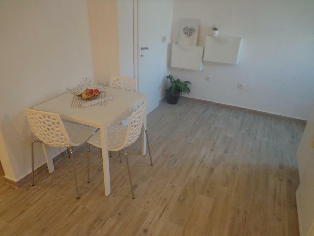 Apartment Ban Sibenik Bagian luar foto